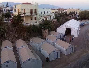 Χίος: Δύο συλλήψεις και δεκάδες προσαγωγές μεταναστών στη Σουδά